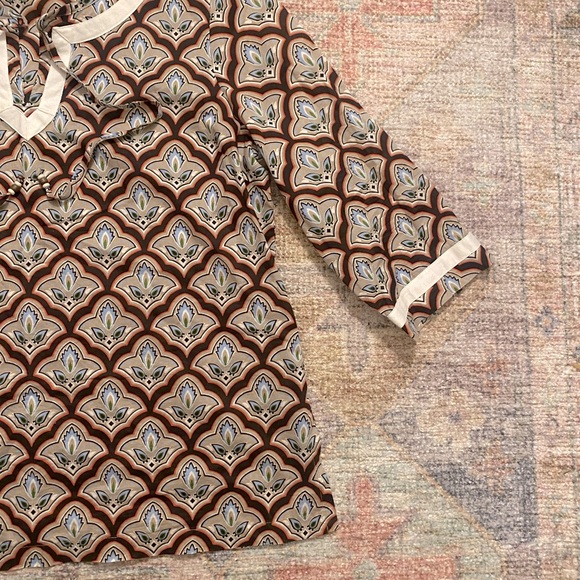 Tommy Hilfiger Women’s Patterned Blouse - Picture 2 of 5